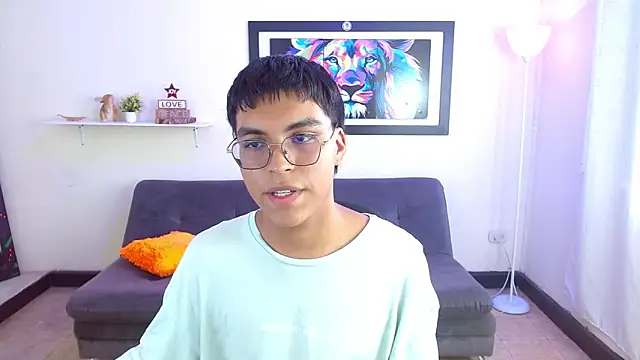 Maecum18 online show from March 16, 2026, 9:06 pm