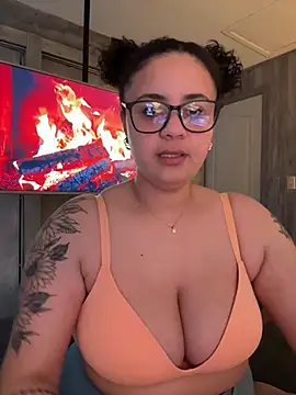 BabyChanntal online show from February 18, 2026, 9:44 pm