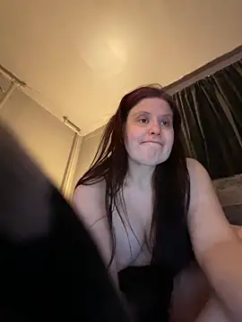 JulietteLatte online show from February 15, 2026, 2:45 am