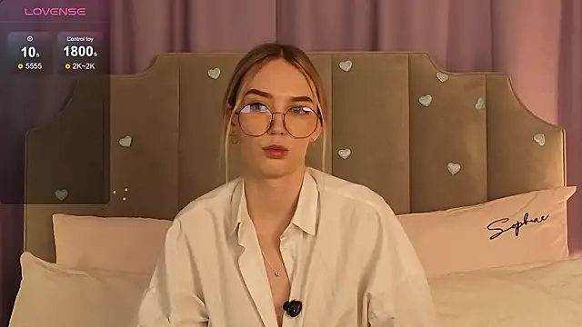 Snapshot of NikkiRyx chatting on February 17, 2026, 4:04 pm NikkiRyx online show from February 17, 2026, 4:04 pm