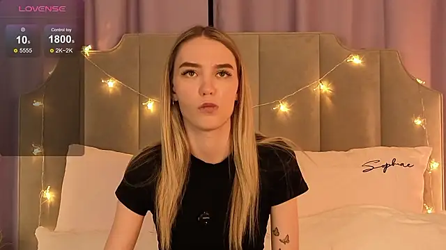 Snapshot of NikkiRyx chatting on February 4, 2026, 5:41 pm NikkiRyx online show from February 4, 2026, 5:41 pm