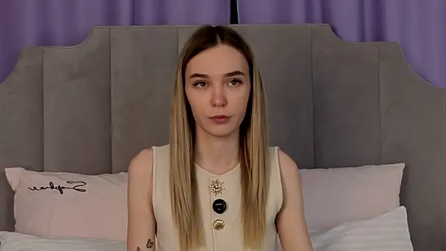 Snapshot of NikkiRyx chatting on May 4, 2026, 8:00 pm NikkiRyx online show from May 4, 2026, 8:00 pm