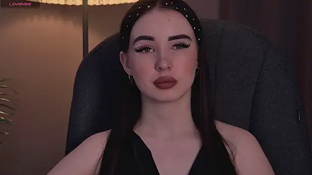 ArianaLim online show from February 14, 2026, 3:56 pm