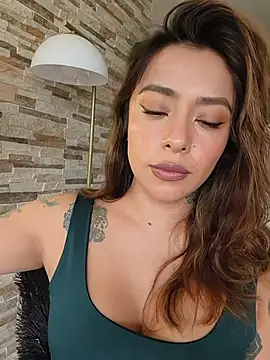 Snapshot of foxxy_lover chatting on July 1, 2026, 6:19 pm foxxy lover online show from July 1, 2026, 6:19 pm
