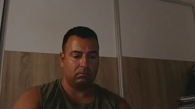 Snapshot of VanillaTime78-Jorge chatting on June 19, 2026, 7:25 am VanillaTime78-Jorge online show from June 19, 2026, 7:25 am