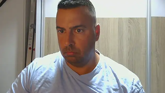 Snapshot of VanillaTime78-Jorge chatting on August 2, 2026, 6:27 pm VanillaTime78-Jorge online show from August 2, 2026, 6:27 pm