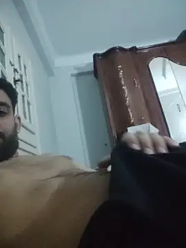 amirMohamed58 online show from February 3, 2026, 1:38 am