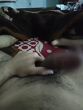 amirMohamed58 online show from April 15, 2026, 2:21 pm