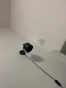 Green eyes lady online show from February 11, 2026, 12:16 pm