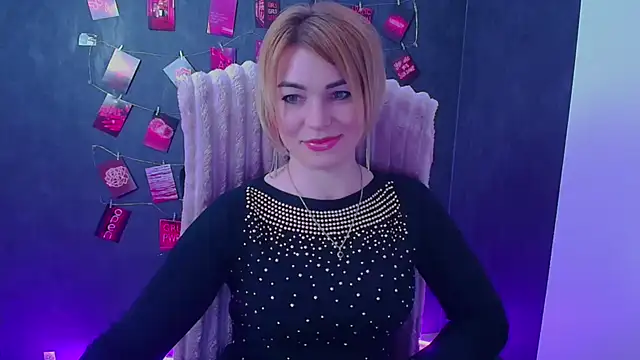 Snapshot of CuttieEmma chatting on May 2, 2026, 11:48 am CuttieEmma online show from May 2, 2026, 11:48 am