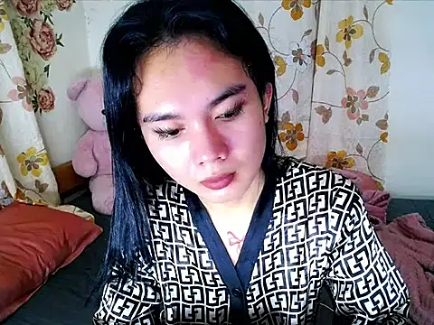 devine goddess online show from April 15, 2026, 3:38 pm