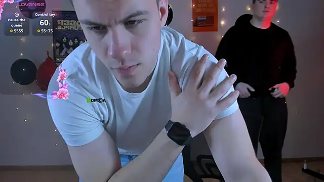 Snapshot of neo_raze chatting on February 19, 2026, 8:17 pm neo raze online show from February 19, 2026, 8:17 pm