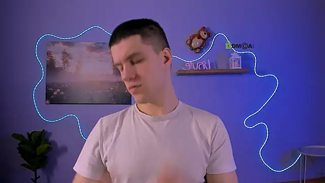 neo raze online show from March 19, 2026, 7:36 pm