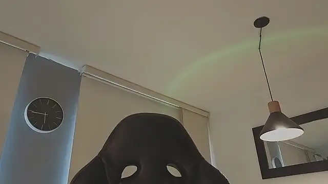 verodeli online show from March 23, 2026, 7:25 pm