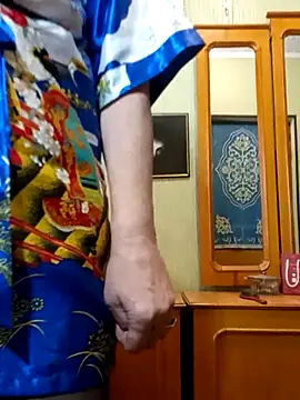 IrchykLove online show from February 27, 2026, 1:44 pm