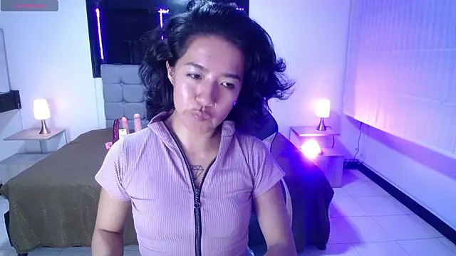 Lynn turner online show from March 6, 2026, 2:01 pm