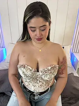 AlannaFoxx online show from February 14, 2026, 8:20 pm