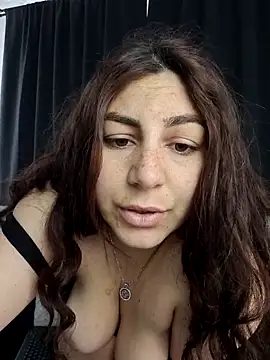 AbellaDesiree online show from May 16, 2026, 9:52 am