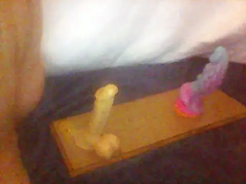 Snapshot of Uuuu87 chatting on February 24, 2026, 10:54 pm Uuuu87 online show from February 24, 2026, 10:54 pm