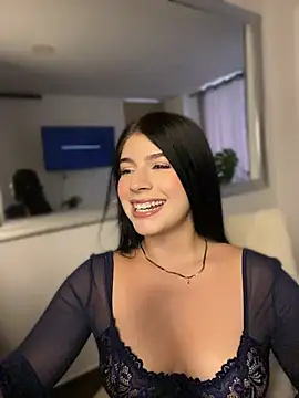  HannahFox  online show from July 10, 2026, 10:54 pm