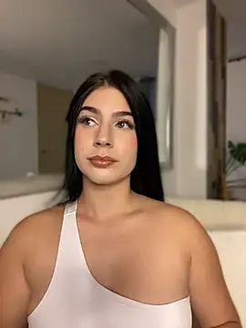Snapshot of _HannahFox_ chatting on June 18, 2026, 10:59 pm HannahFox online show from June 18, 2026, 10:59 pm