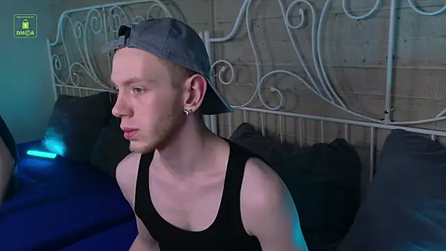 Snapshot of ZidNevil chatting on February 11, 2026, 8:41 pm ZidNevil online show from February 11, 2026, 8:41 pm