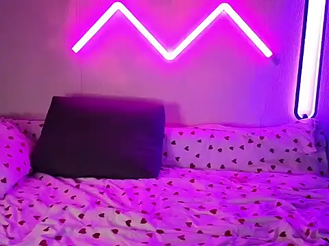 AlyaX X online show from February 17, 2026, 12:46 pm