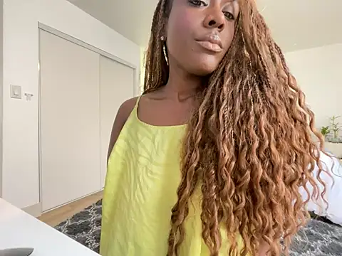 Snapshot of Anadia_Starr chatting on February 2, 2026, 11:37 pm Anadia Starr online show from February 2, 2026, 11:37 pm