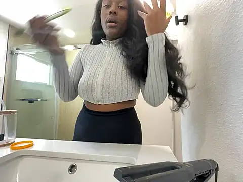 Snapshot of Anadia_Starr chatting on May 1, 2026, 7:30 pm Anadia Starr online show from May 1, 2026, 7:30 pm