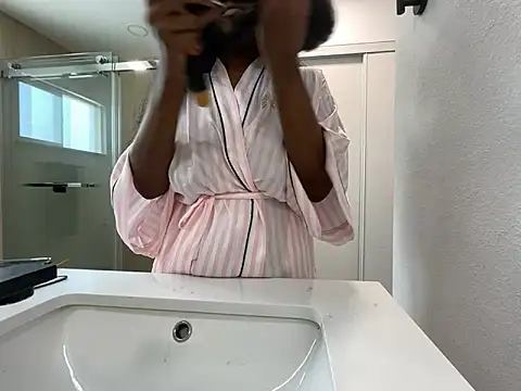 Anadia Starr online show from April 9, 2026, 10:38 pm