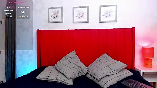 Snapshot of arlequiin_ chatting on February 28, 2026, 7:35 pm arlequiin online show from February 28, 2026, 7:35 pm