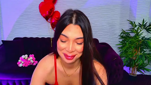 MollyDolley online show from February 16, 2026, 8:40 pm