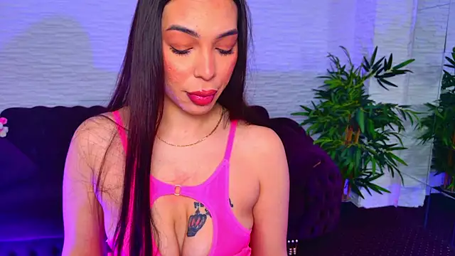 MollyDolley online show from February 21, 2026, 8:11 pm