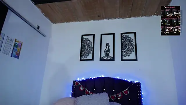 sienna rose pym online show from February 14, 2026, 12:16 pm