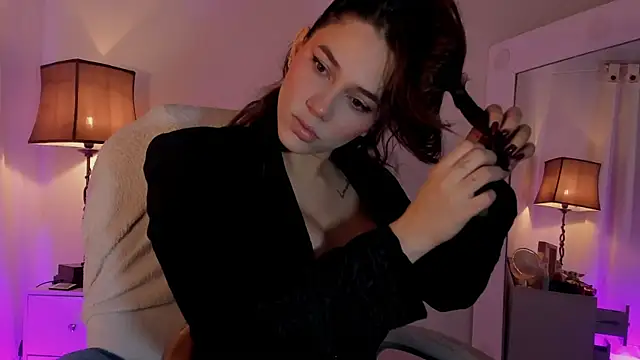 Victoria-swan online show from March 6, 2026, 12:33 pm