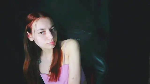 liza  kitty online show from April 18, 2026, 4:42 pm