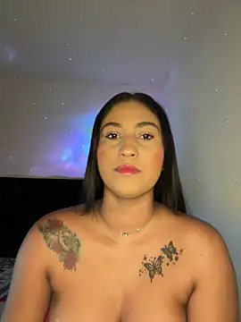 Snapshot of mari_pauli_xx chatting on February 28, 2026, 12:43 am mari pauli xx online show from February 28, 2026, 12:43 am