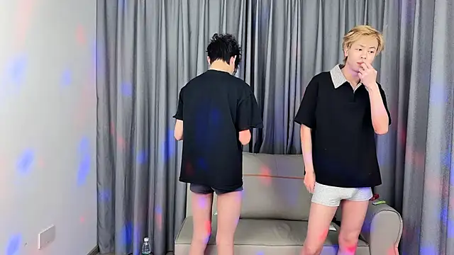 Snapshot of No_1MiaoMiao-Kk chatting on February 24, 2026, 11:11 am No 1MiaoMiao-Kk online show from February 24, 2026, 11:11 am