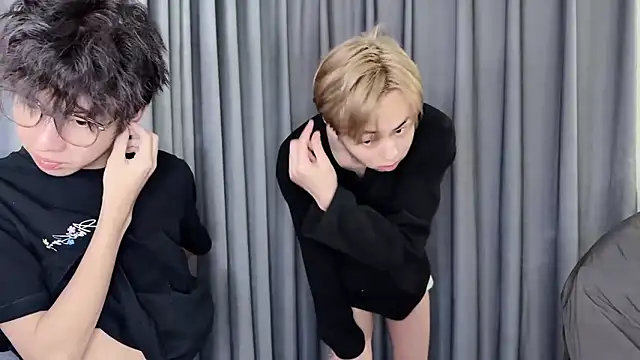 Snapshot of No_1MiaoMiao-Kk chatting on February 9, 2026, 11:41 am No 1MiaoMiao-Kk online show from February 9, 2026, 11:41 am