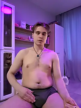 Toyi7382 online show from February 15, 2026, 12:37 pm