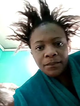 Snapshot of BBWQueenxx chatting on May 18, 2026, 6:18 am BBWQueenxx online show from May 18, 2026, 6:18 am
