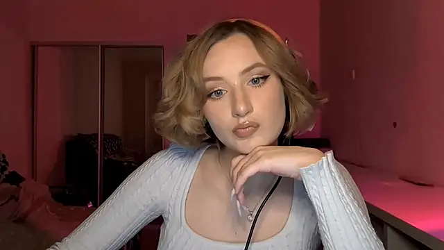 DeliciaBagnoli online show from February 24, 2026, 5:25 pm