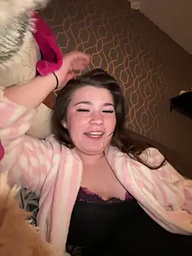 SpicyRed x online show from February 22, 2026, 10:00 pm