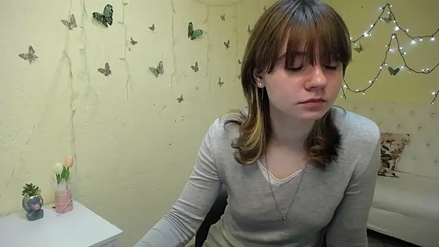 Snapshot of AnnaWest_ chatting on February 22, 2026, 6:27 am AnnaWest online show from February 22, 2026, 6:27 am