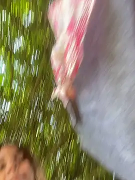 Snapshot of LUCIA-FERRERO chatting on February 14, 2026, 3:23 pm LUCIA-FERRERO online show from February 14, 2026, 3:23 pm