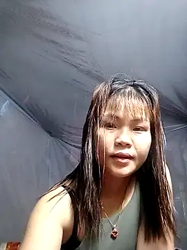 Snapshot of Beeio_diaeo chatting on February 16, 2026, 2:16 pm Beeio diaeo online show from February 16, 2026, 2:16 pm