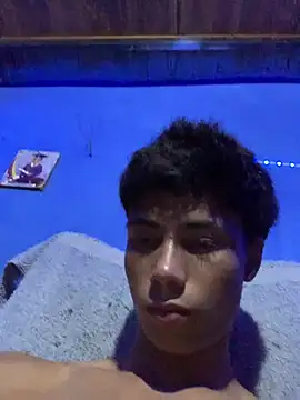 Snapshot of Adan21_cm chatting on May 27, 2026, 11:12 pm Adan21 cm online show from May 27, 2026, 11:12 pm
