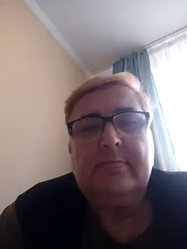 Snapshot of SusanStar874 chatting on March 3, 2026, 3:19 pm SusanStar874 online show from March 3, 2026, 3:19 pm