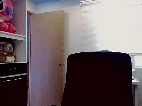 duvisex19 online show from February 19, 2026, 7:22 pm