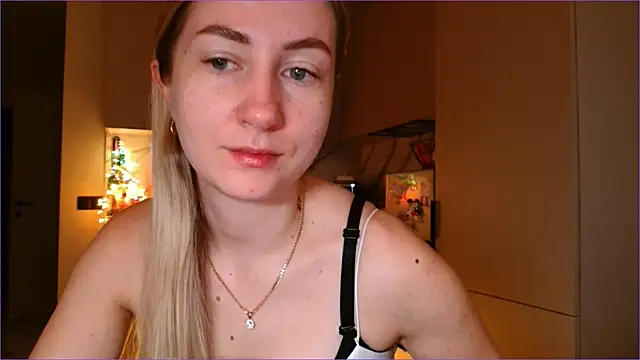 BluueSilk online show from February 17, 2026, 6:11 am